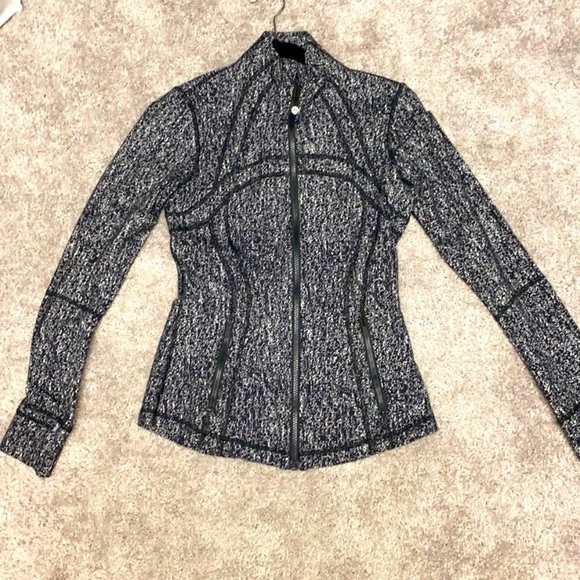 Lulu define jacket - Picture 2 of 2